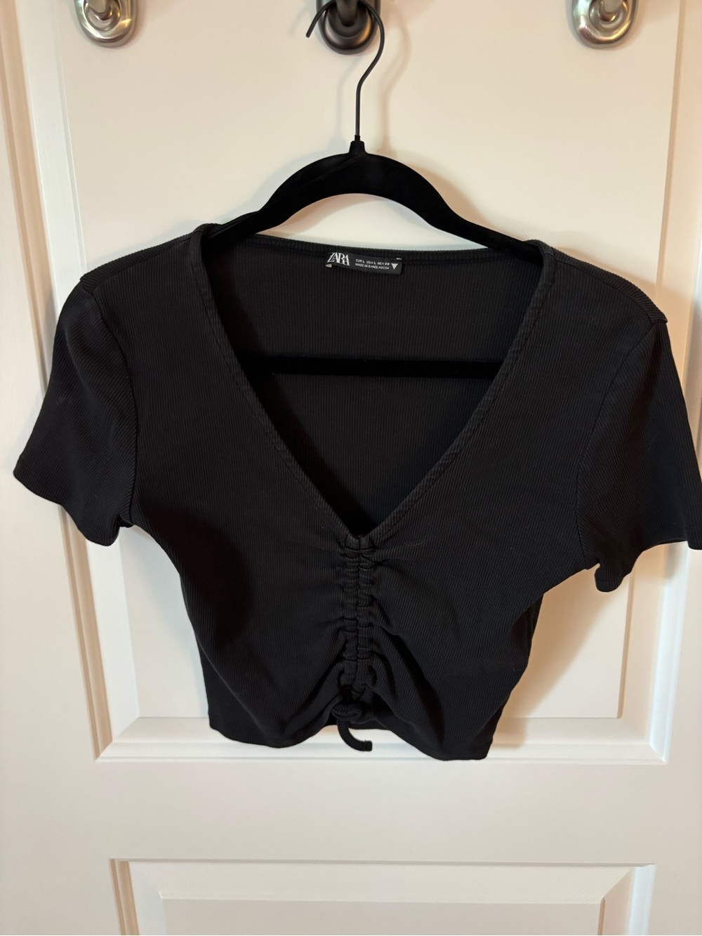 Zara Black Ruched V-Neck Cropped Top